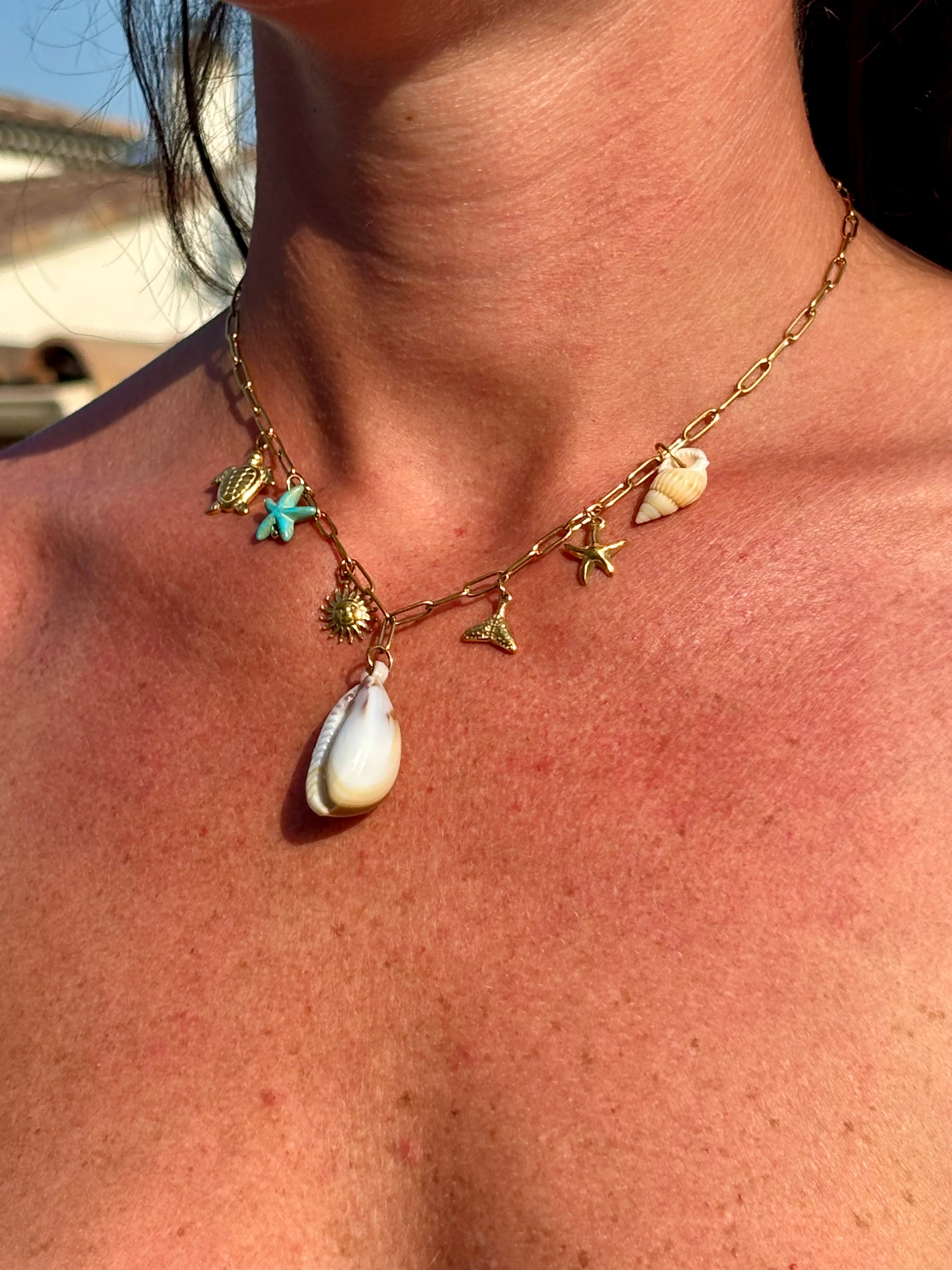 Collier avec coquillages