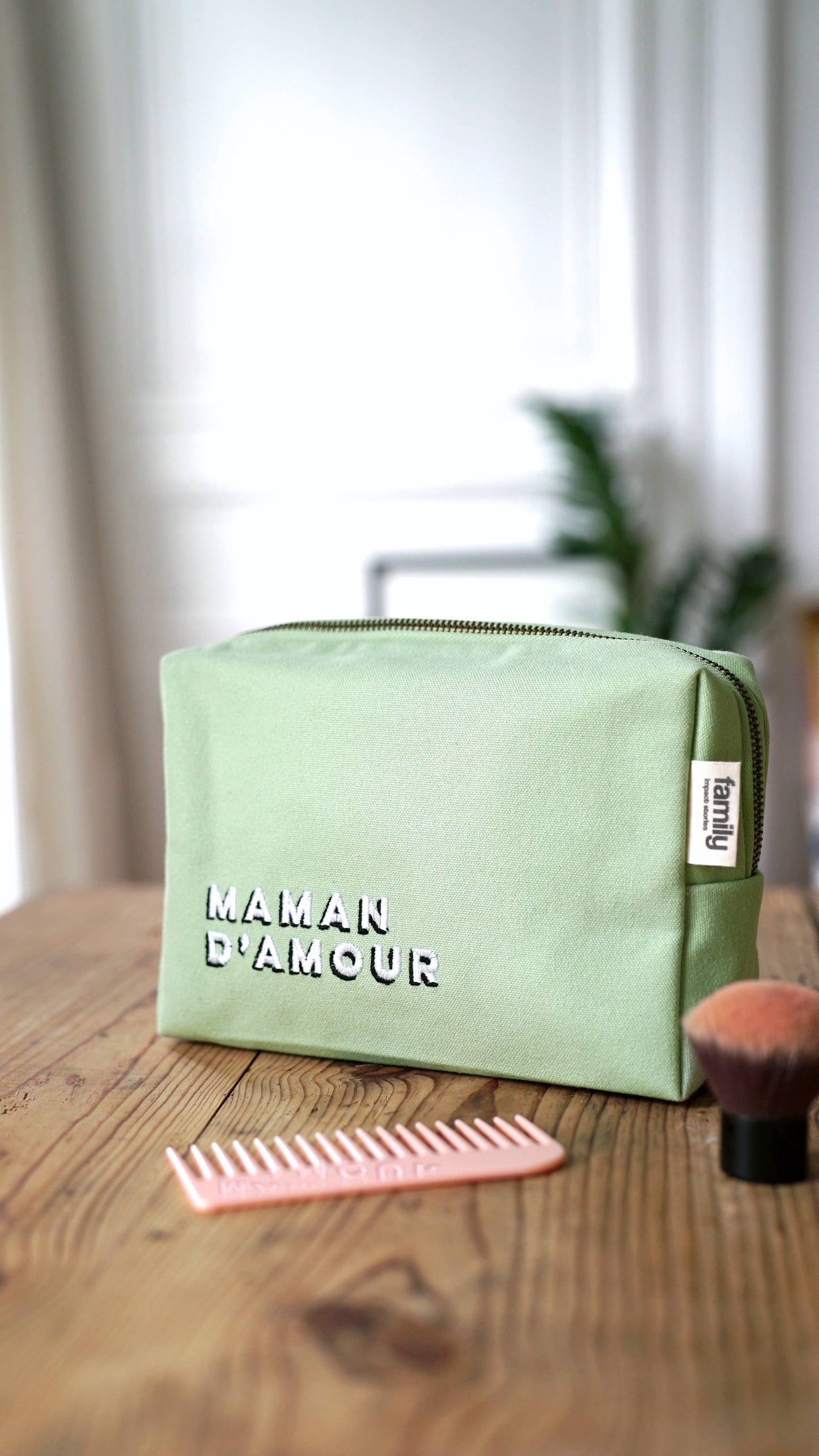 TROUSSE DE TOILETTE MAMAN D’AMOUR VERT D’EAU